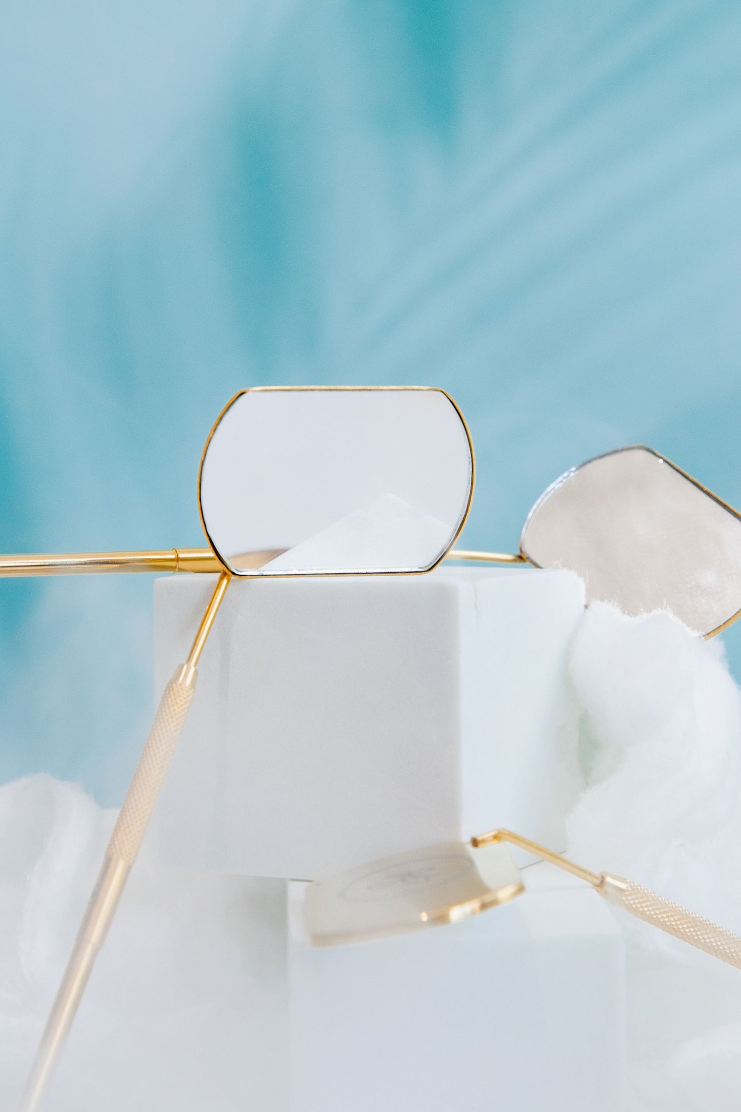 Gold lash mirror